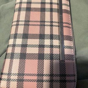 Steve Madden pink flannel wallet